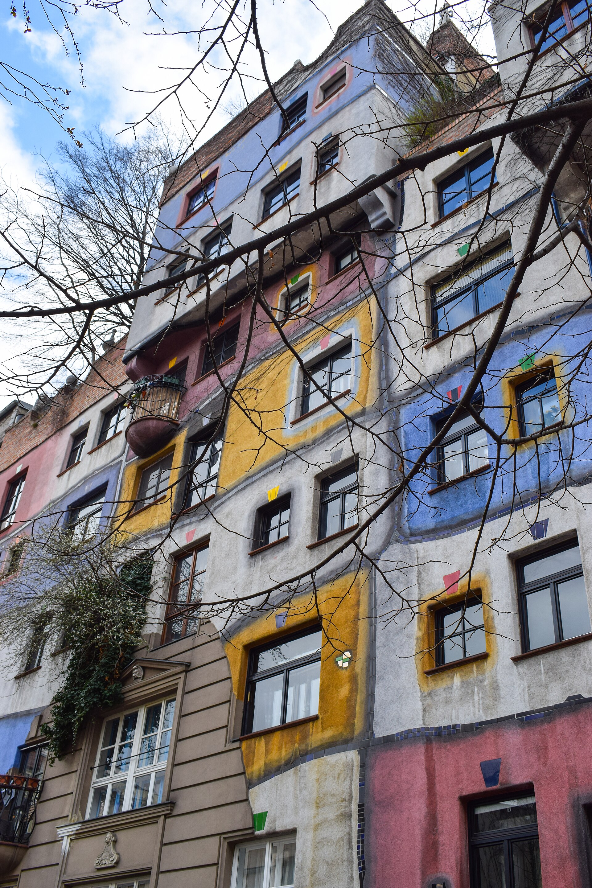 The Hundertwasserhaus from the corner